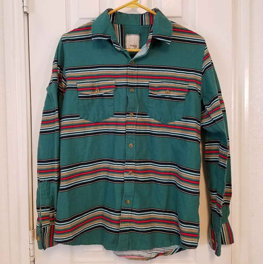 Visitor men's flannel.